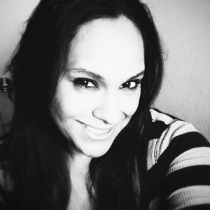 Meet your Posher, Adriana